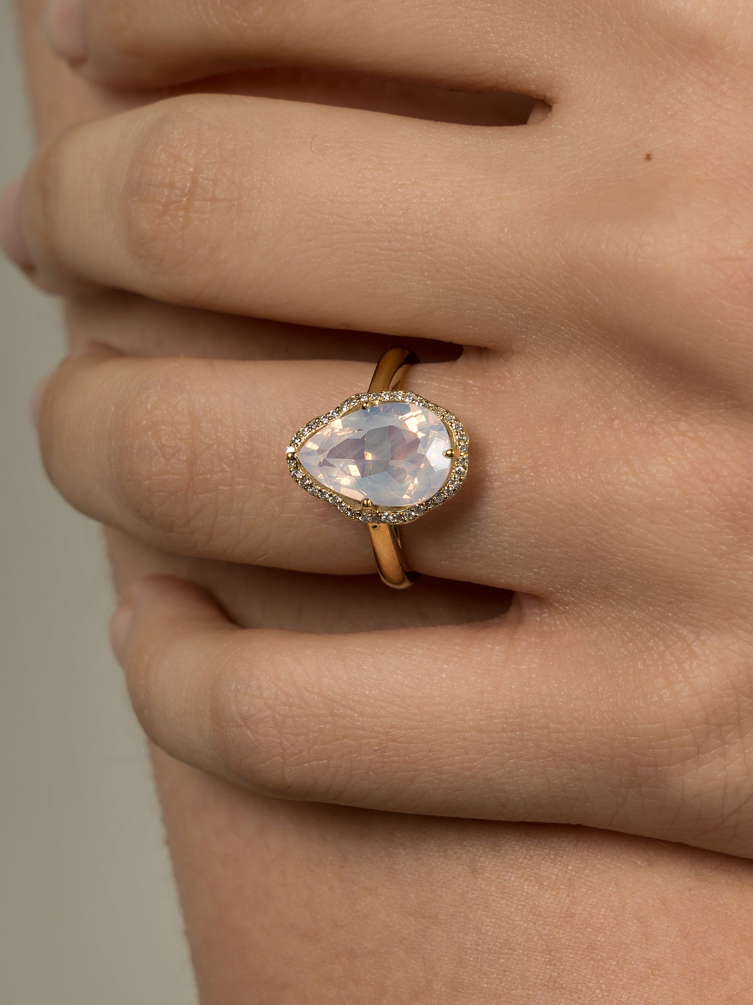 Anillo Glow Piedra Luna Azul