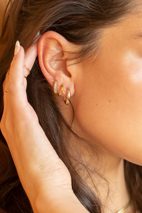 Cami Pave Hoops