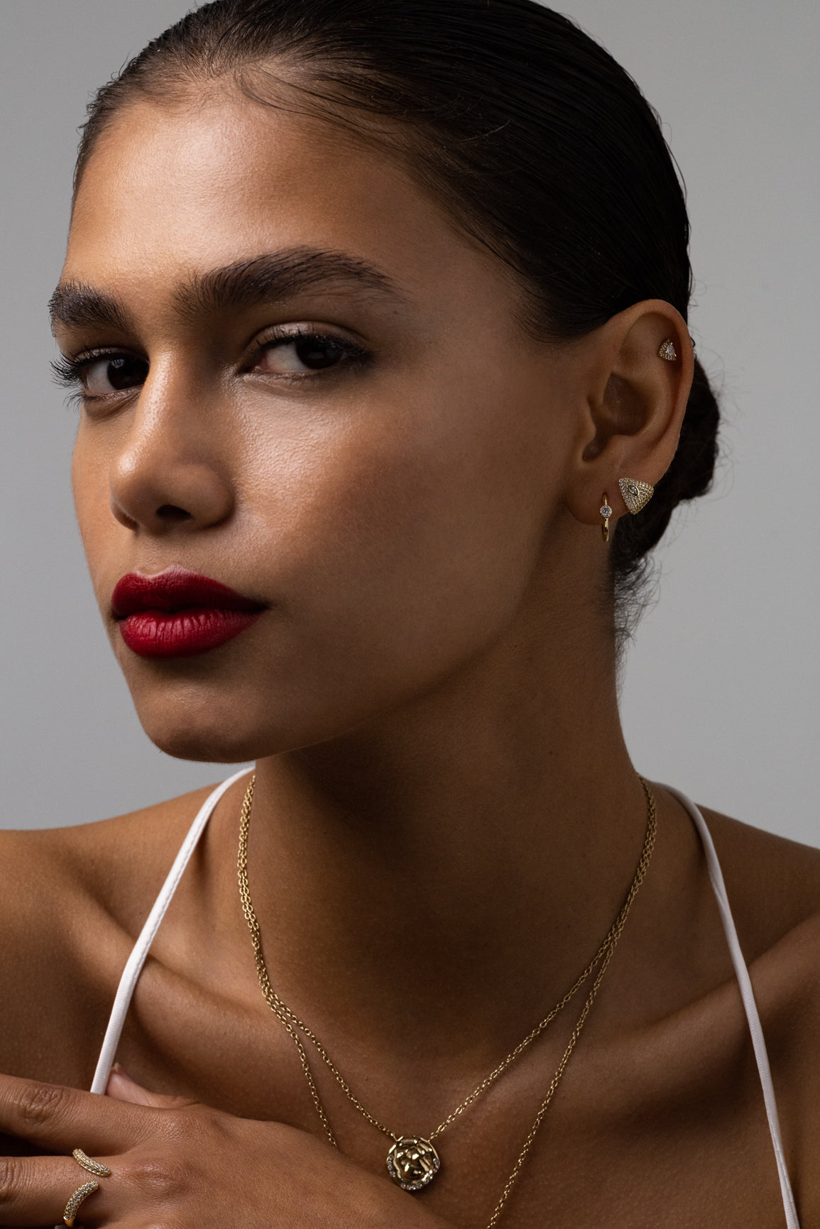Becca Round Hoops